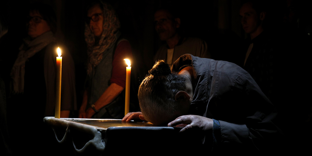 EGYPTIAN COPTIC PRAYING