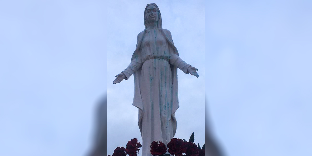 MARY QUEEN OF THE WORLD