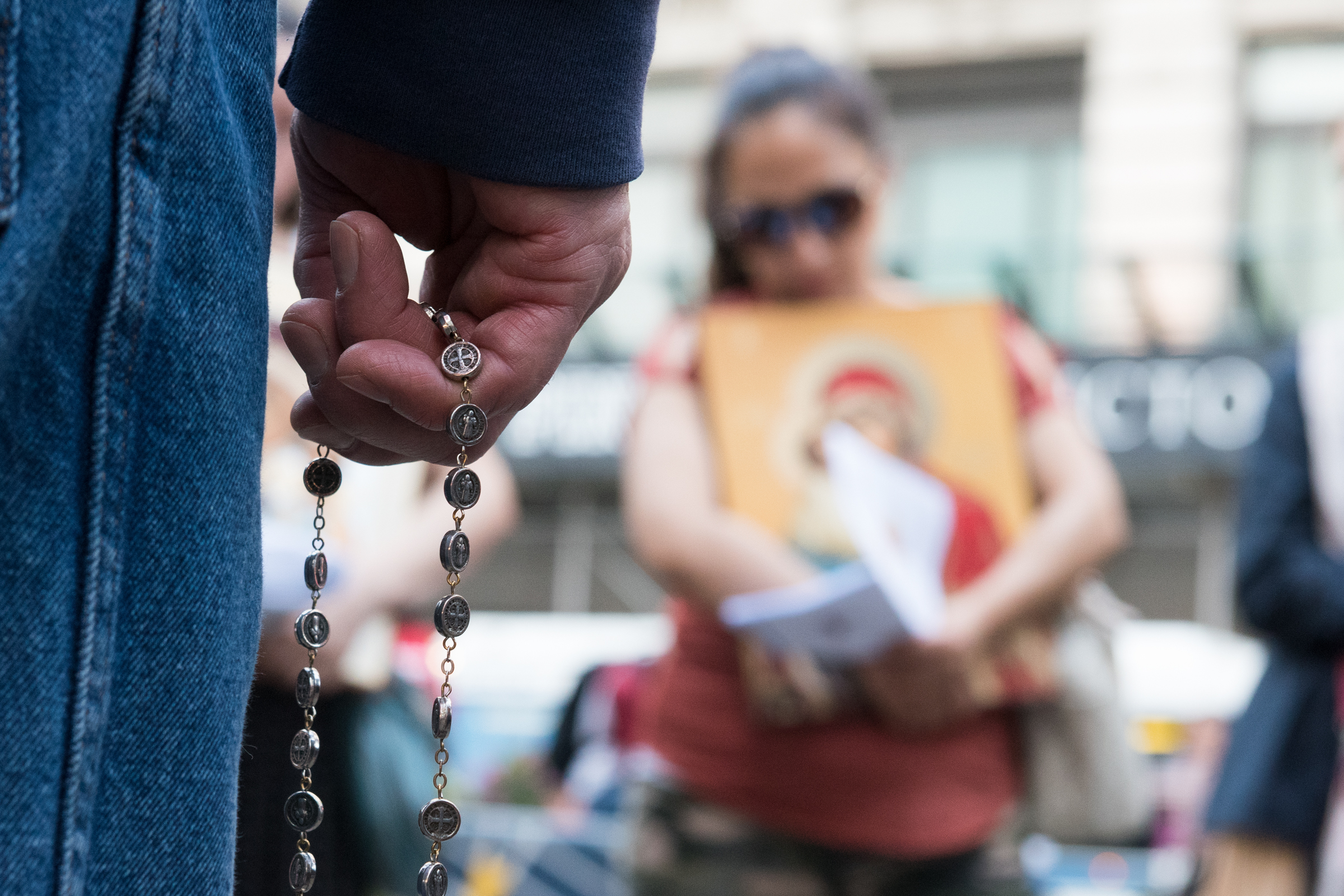 CHRISTIAN PERSECUTION,NEW YORK,TIMES SQUARE