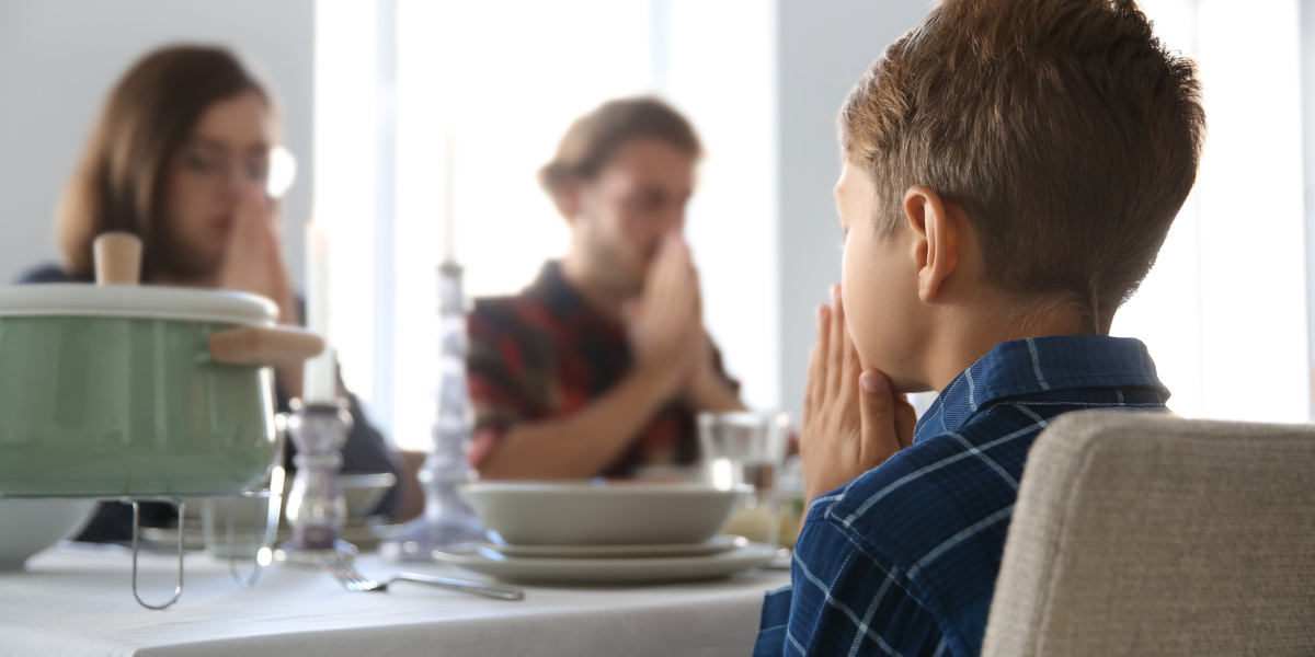 FAMILY, PRAYING, LUNCH;
