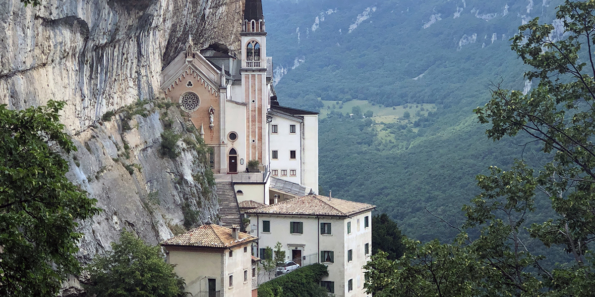 MADONNA DELLA CORONA; VERONA