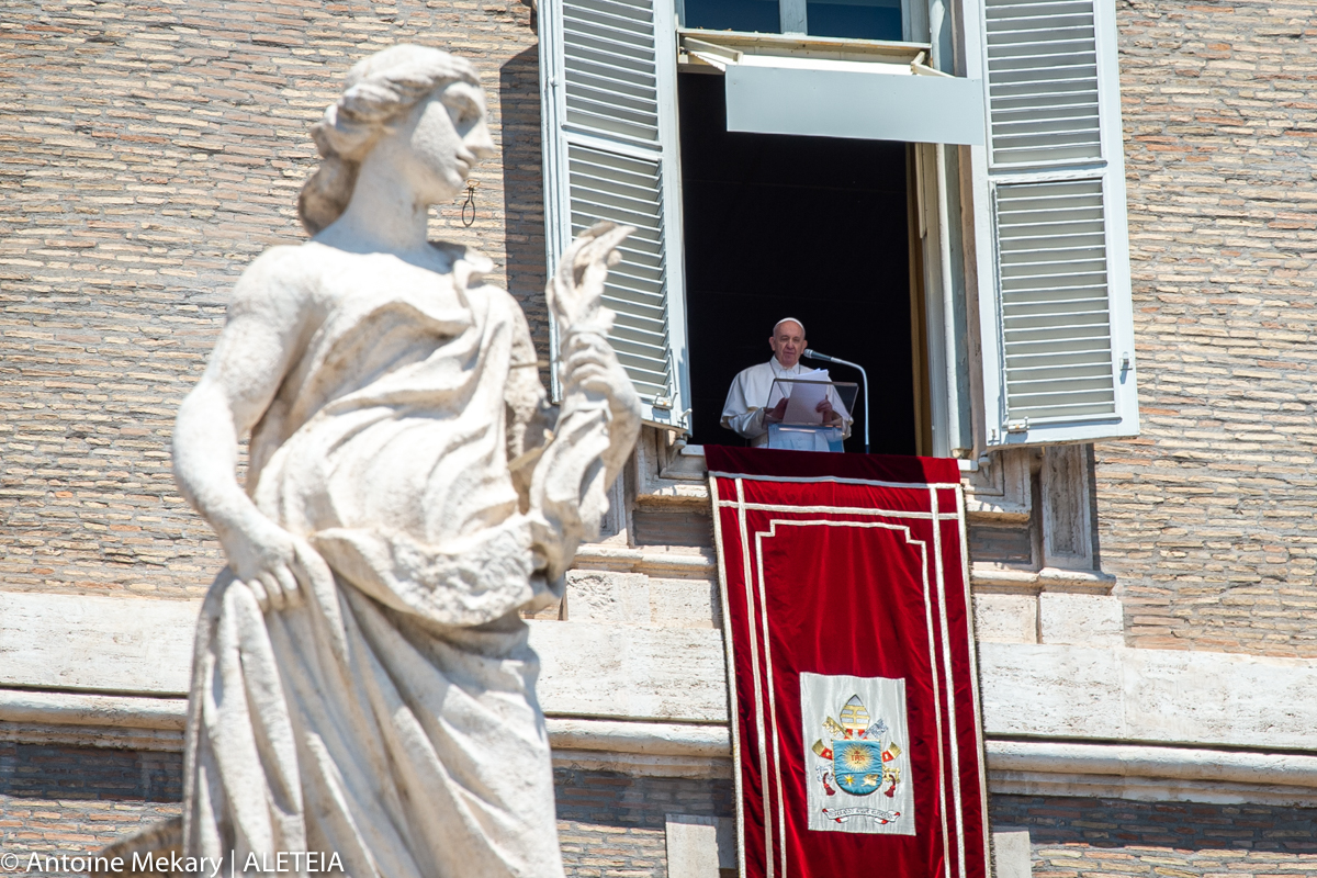 POPE ANGELUS